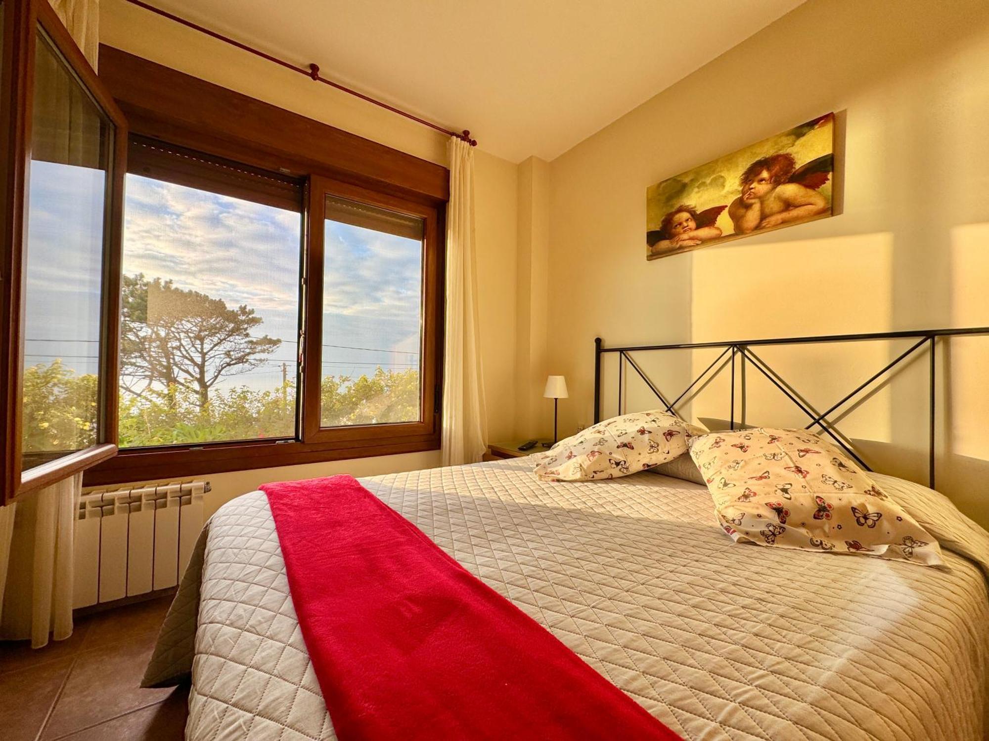 Rooms Peregrinos B Casa Alicia Росаль Экстерьер фото